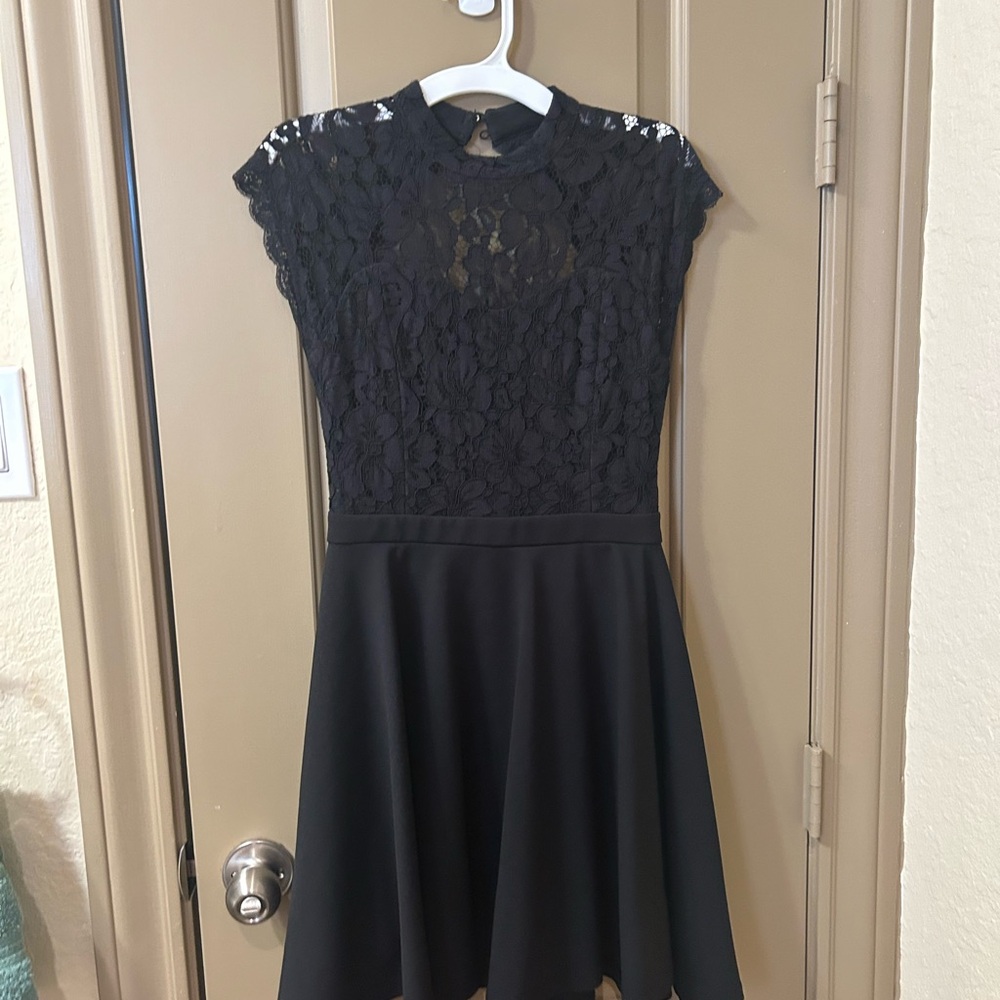 Elegant Black Lace Dress